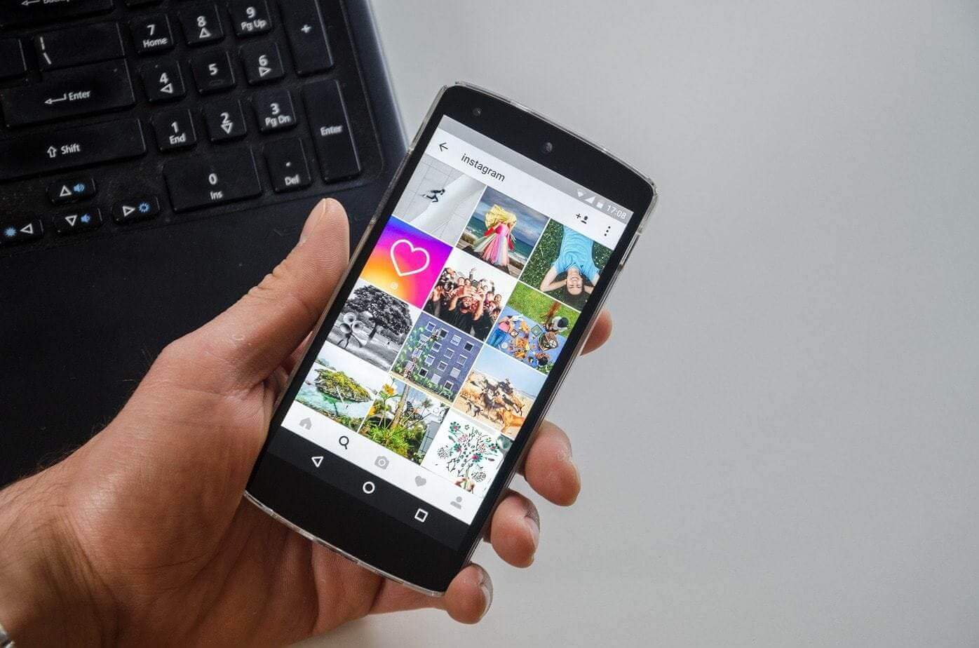 T4W - Web Marketing | Il carosello per foto e video di Instagram è il formato di post più coinvolgente