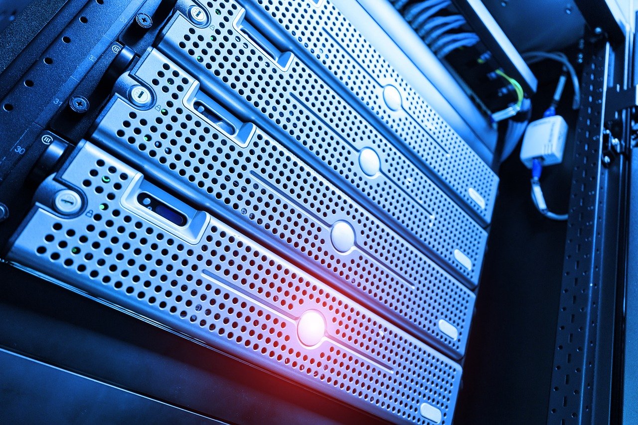 registrazione dominio ed hosting
